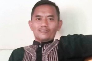 Azis Alghifary Azis Alghifary